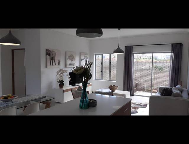 3 BEDROOM HOUSE FOR SALE IN HANSMOESKRAAL
